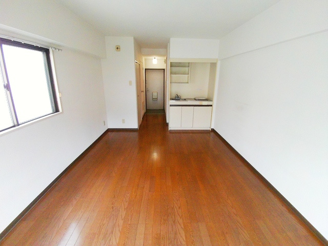 ドウェル本山の居間・リビング