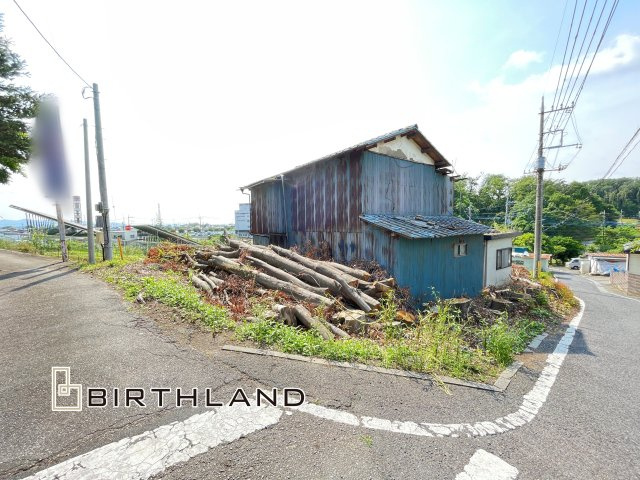 売地・住宅用地　太田市東金井町の外観|2025年6月撮影！建物は解体更地渡しになります！