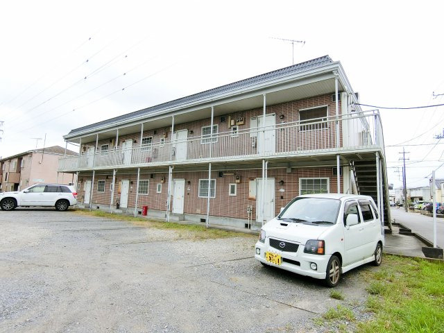 ユニハイツC棟の外観