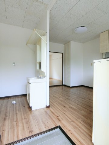 ユニハイツC棟の居間・リビング