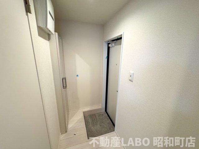 ハーモニーテラス遠里小野Ⅲの玄関