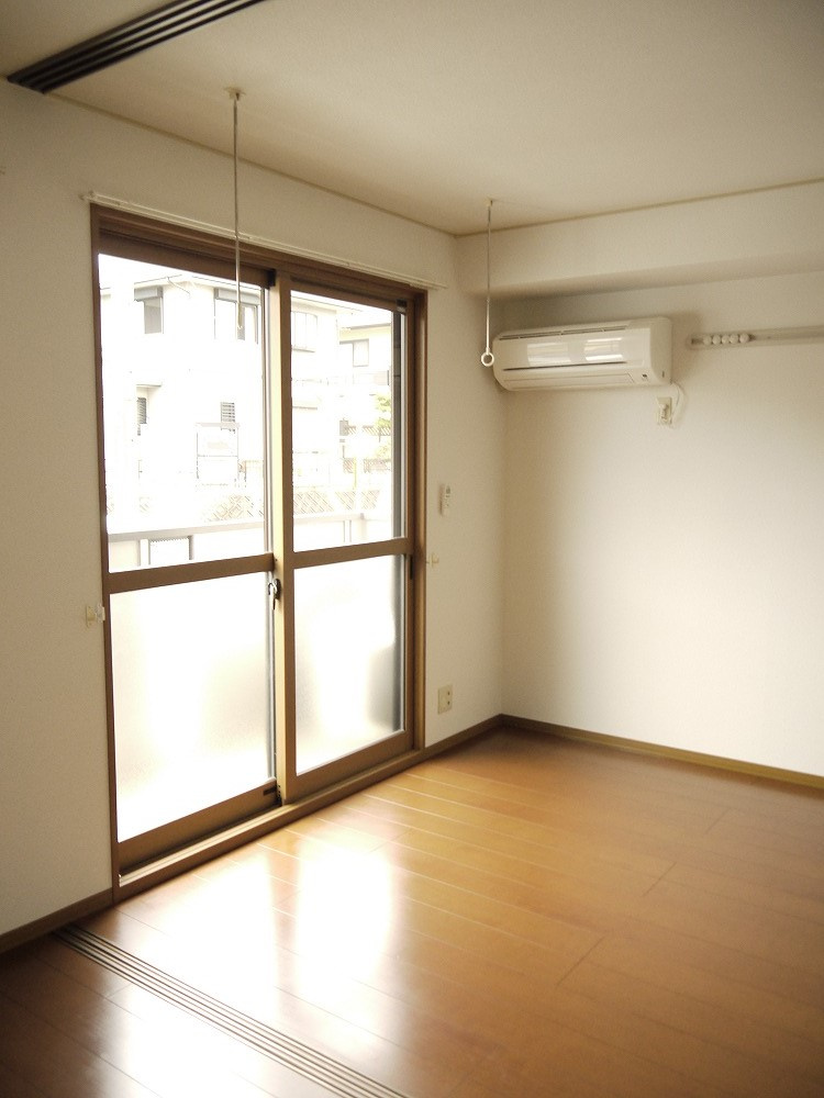 シャルマン高茶屋の寝室