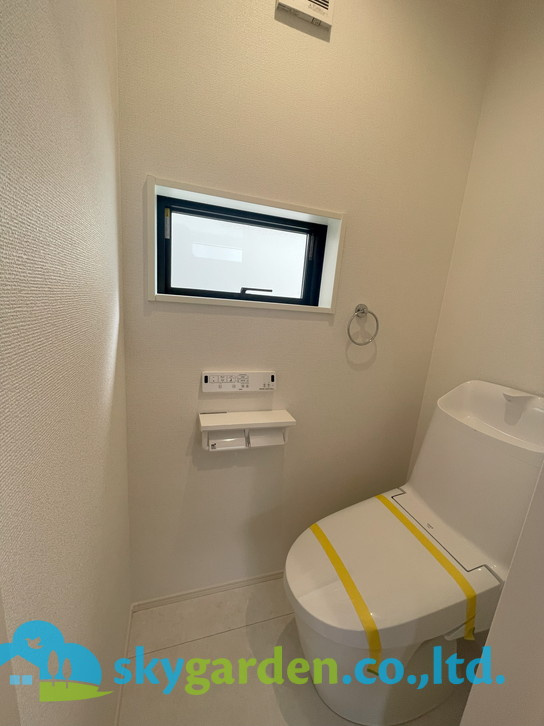 藤沢市辻堂　新築戸建　全2棟1号棟のトイレ