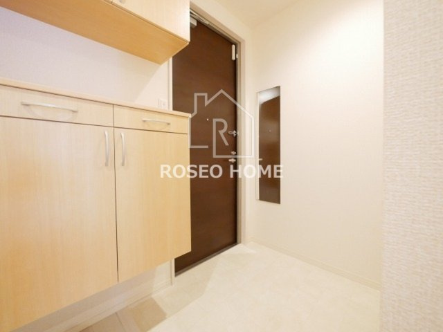 セジュール関目の玄関