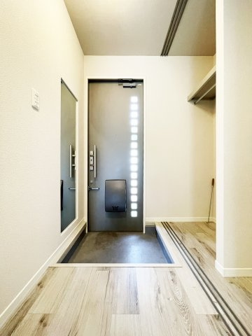 シャーメゾンＭの玄関