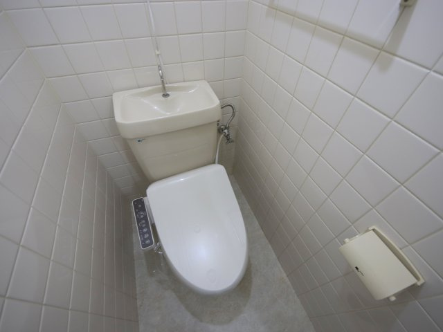 メゾン大和東生駒のトイレ