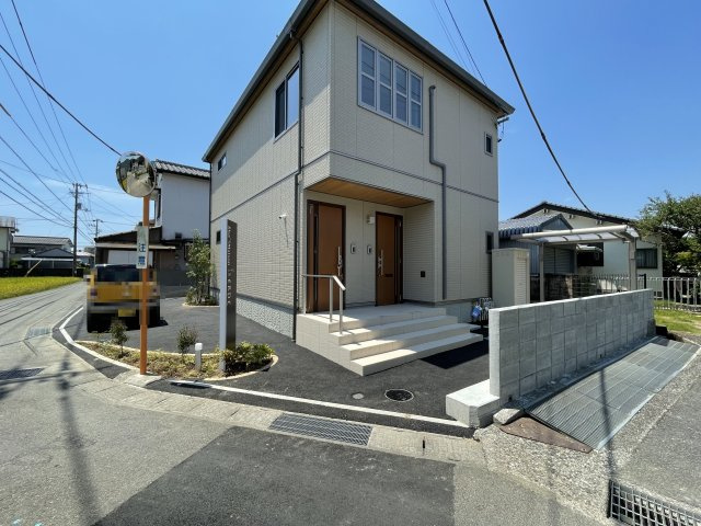 シャーメゾン エルデのエントランス