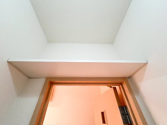 ビレッジ北久保 C棟の玄関