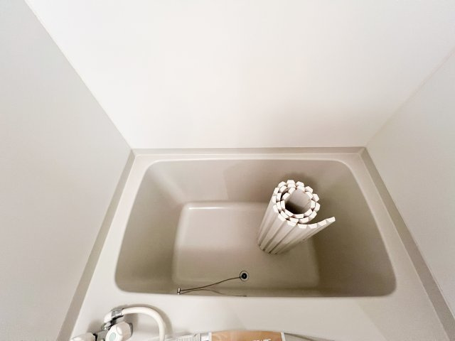 ビレッジ北久保 C棟の浴室