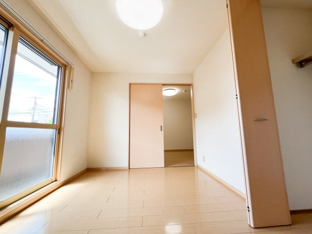 ビレッジ北久保 C棟の居間・リビング