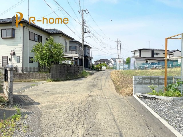 結城市結城第44　新築戸建て　1号棟の前面道路含む現地写真|周辺環境も併せて案内致します♪
閑静な住宅地で笑顔あふれる新生活！
ぜひ現地へお越しください♪