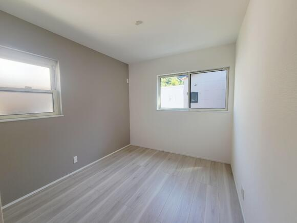 広島市東区中山上2丁目　新築一戸建て(全4棟)の洋室