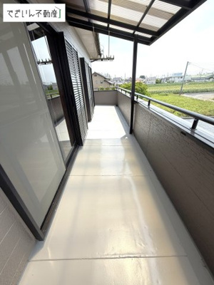 【バルコニー】 | 本庄市今井　中古住宅   | 現地(2025年6月撮影)