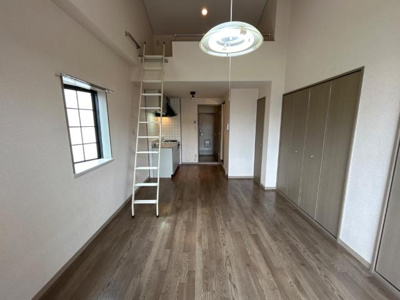 【内装】 | リバーサイドビレッジ | 洋室