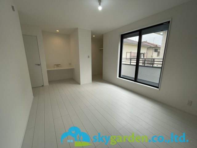 茅ヶ崎市赤羽根1期　新築戸建　全1棟1号棟の寝室|開放的な寝室です