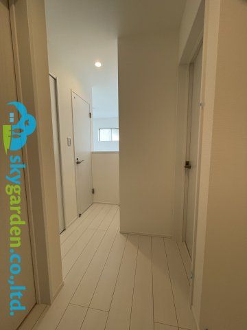 茅ヶ崎市赤羽根1期　新築戸建　全1棟1号棟の内装|明るい室内です