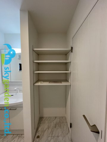 茅ヶ崎市赤羽根1期　新築戸建　全1棟1号棟の収納|ちょっとした収納スペースも充実しています