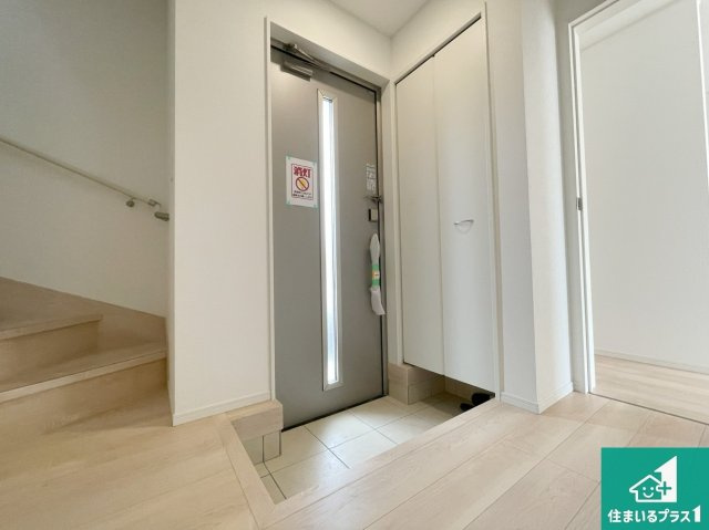 赤穂市松原町　第3期　新築一戸建ての玄関|シューズボックスにはたくさんの靴が収納できるので玄関周りはいつもスッキリ！ご家族が増えても安心！