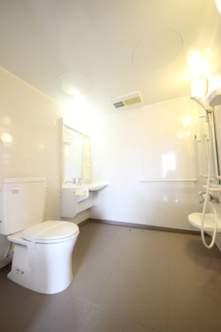 熊川428-2戸建のシャワールーム