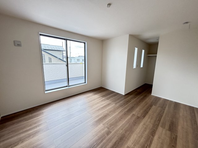 知立市新林町平草12-8『仲介手数料無料』新築戸建ての洋室