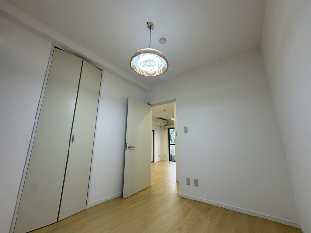 -三丁目不動産-　深谷ダイヤモンドマンション　内工事の洋室