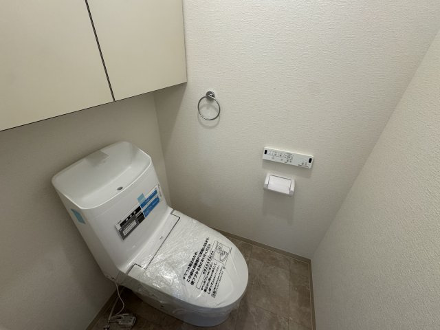 -三丁目不動産-　深谷ダイヤモンドマンション　内工事のトイレ