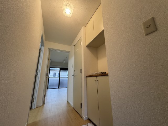 -三丁目不動産-　深谷ダイヤモンドマンション　内工事の玄関