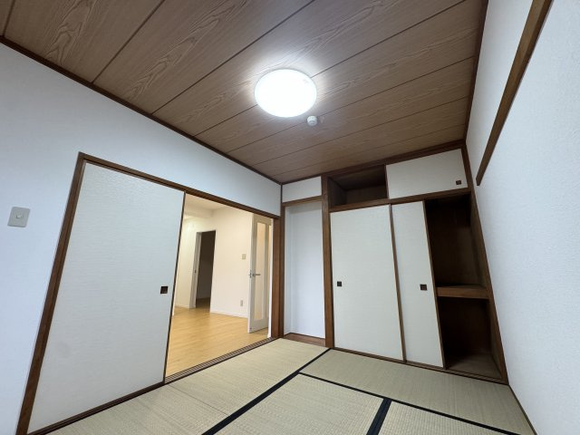 -三丁目不動産-　深谷ダイヤモンドマンション　内工事の和室