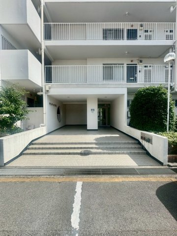 グランドハイツ八尾