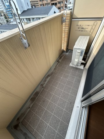 【バルコニー】ピアスマート医大東