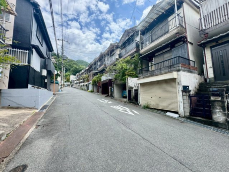 大東市北条5丁目の前面道路含む現地写真|令和7年5月撮影