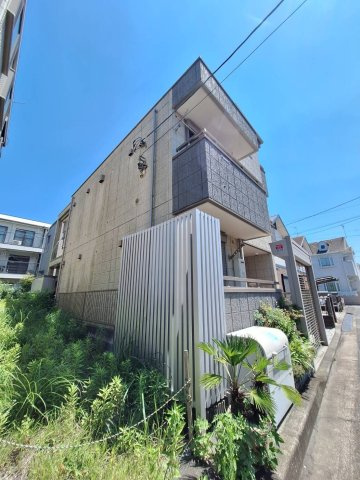 ラフィネ横浜の外観