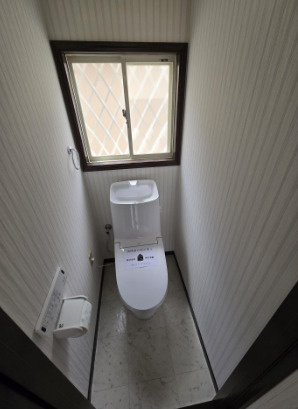 篠原本町5丁目貸家のトイレ