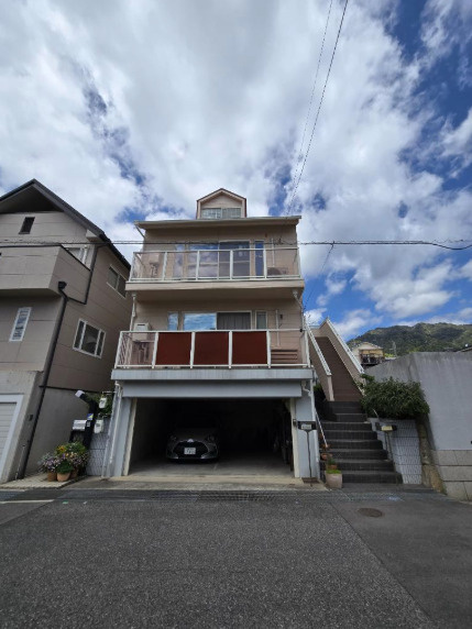 篠原本町5丁目貸家