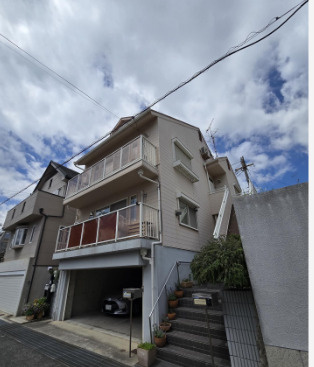 篠原本町5丁目貸家のエントランス