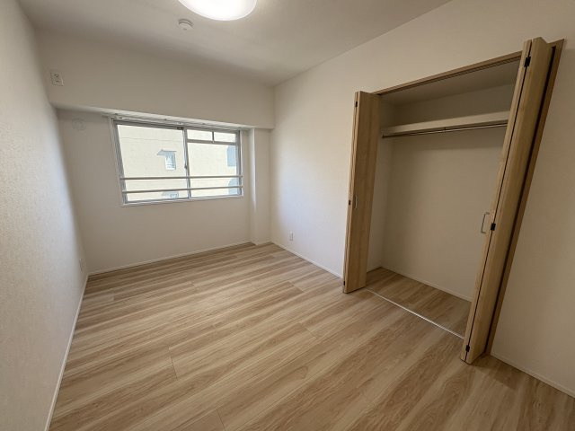 【洋室】千里中央パーク・ヒルズＤ棟 