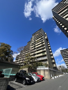 【外観】千里中央パーク・ヒルズＤ棟 