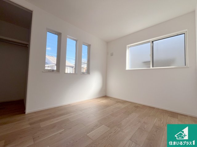 明石市中朝霧丘　第2期　未入居の洋室|収納スペースが充実しているので子供の成長に合わせてたくさん収納ができます！家族構成に合わせた様々な活用ができる収納！