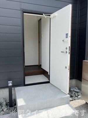 【玄関】 | HPに初期費用掲載！「プライスホーム」で検索！RE VILLAGE