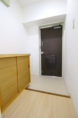 【玄関】 | 入間市駅前ビル | 室内写真は別部屋のため現況優先となります