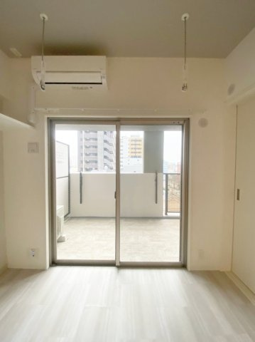 COCCINELLEの居間・リビング