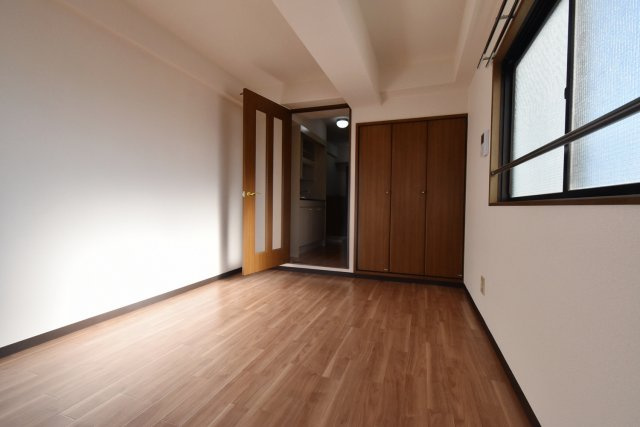 セイントプレアー2の居間・リビング