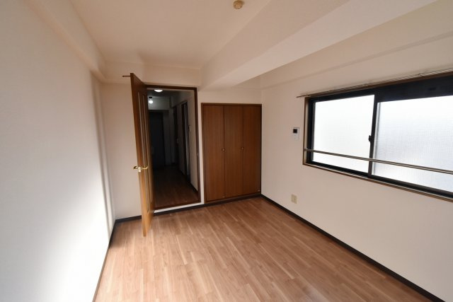 セイントプレアー2の居間・リビング