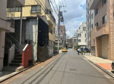 墨田区亀沢４丁目の売地の前面道路含む現地写真