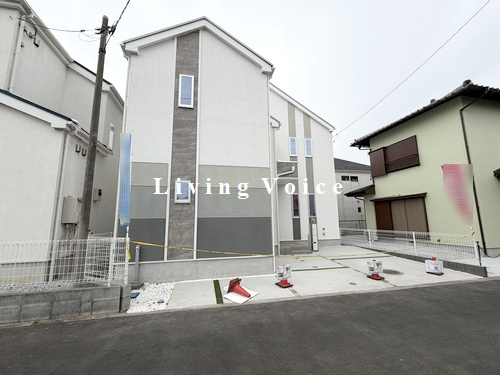 【居間・リビング】 | 【仲介手数料０円】藤沢市大鋸3丁目4期　新築一戸建て | 藤沢市大鋸3丁目4期　新築一戸建て