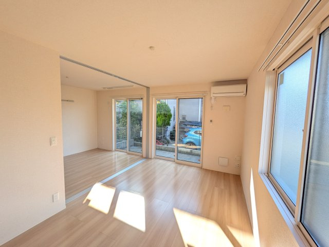 プランドールコートの居間・リビング