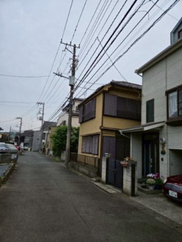 高津区明津売家の前面道路含む現地写真|西側公道