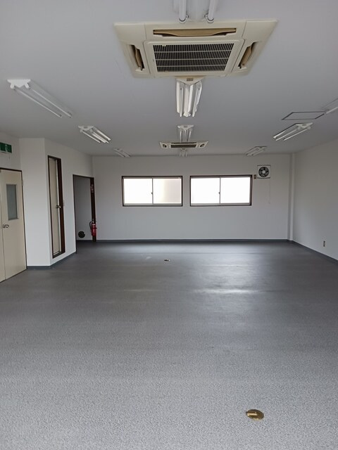 城北4丁目倉庫付事務所のロビー