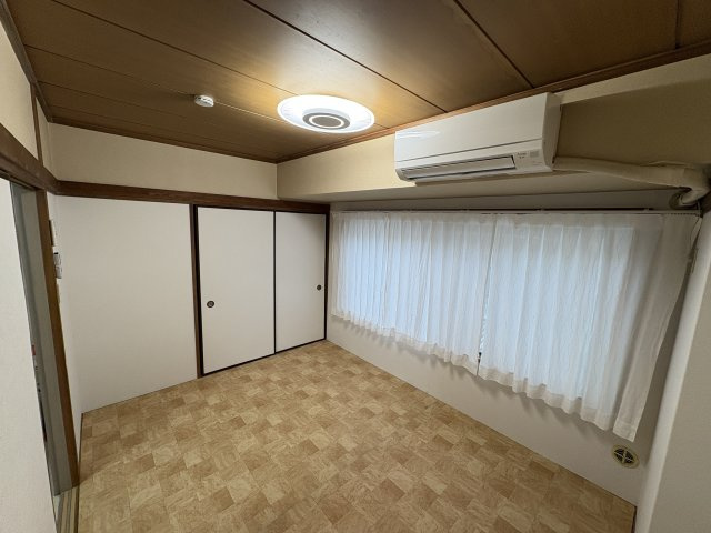 ユアーズマンションの寝室|ゆとりの広さです