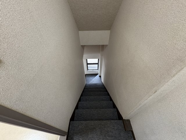 【内装】 | ユアーズマンション | 明るい色調の室内です